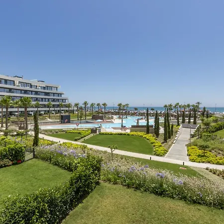 Apartment Vivi Homes - Mali Pool, Jacuzzi, Garden, Gym & Sea View